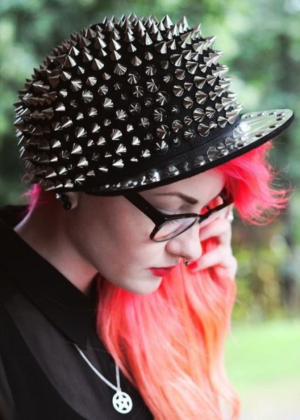 Boné Unissex Spikes